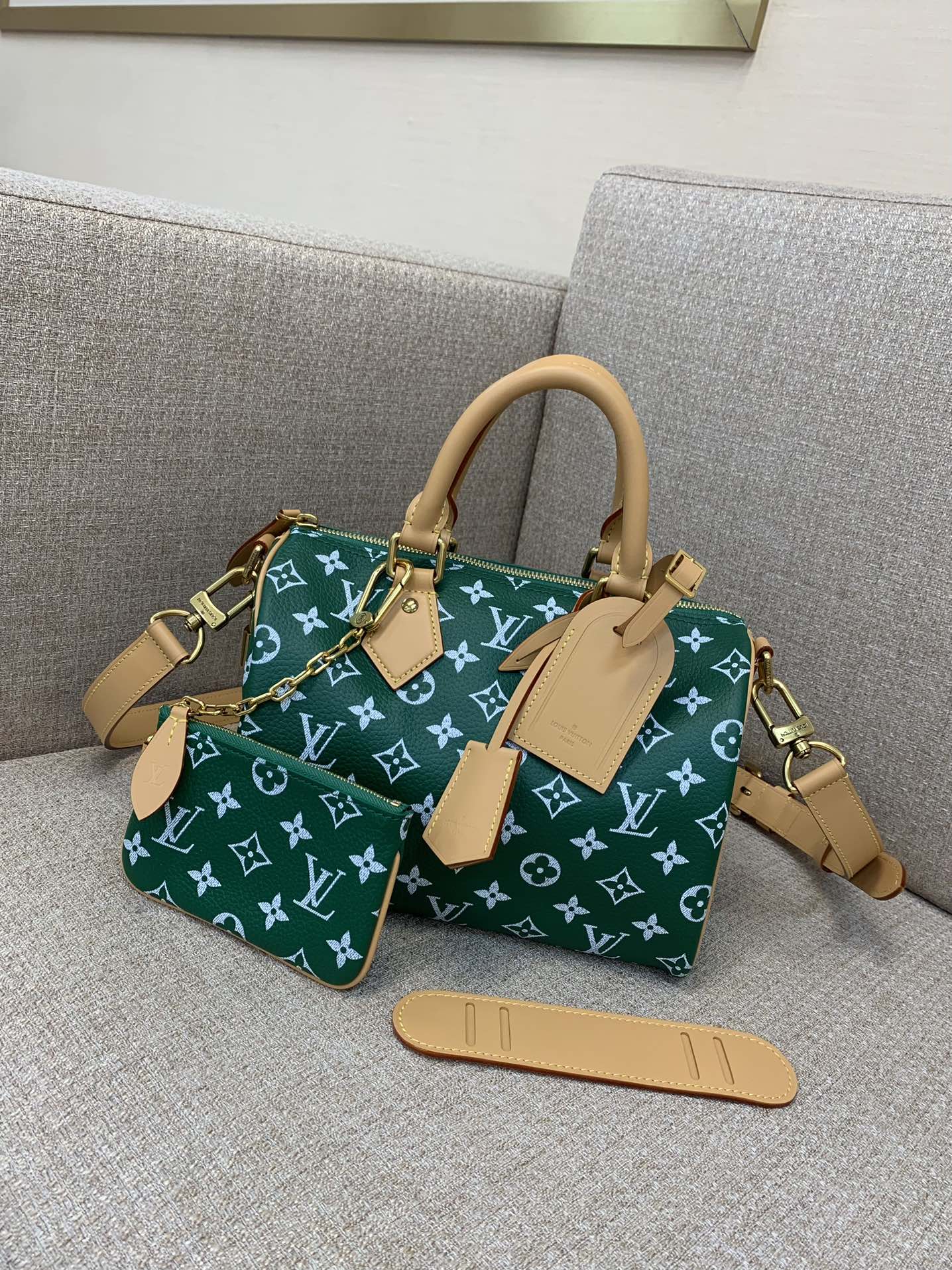 LV Speedy Bandoulière 25 Handbag Monogram Print Calf Leather Polished Metal Hardware Sheepskin Lining Handheld Crossbody - Top Quality