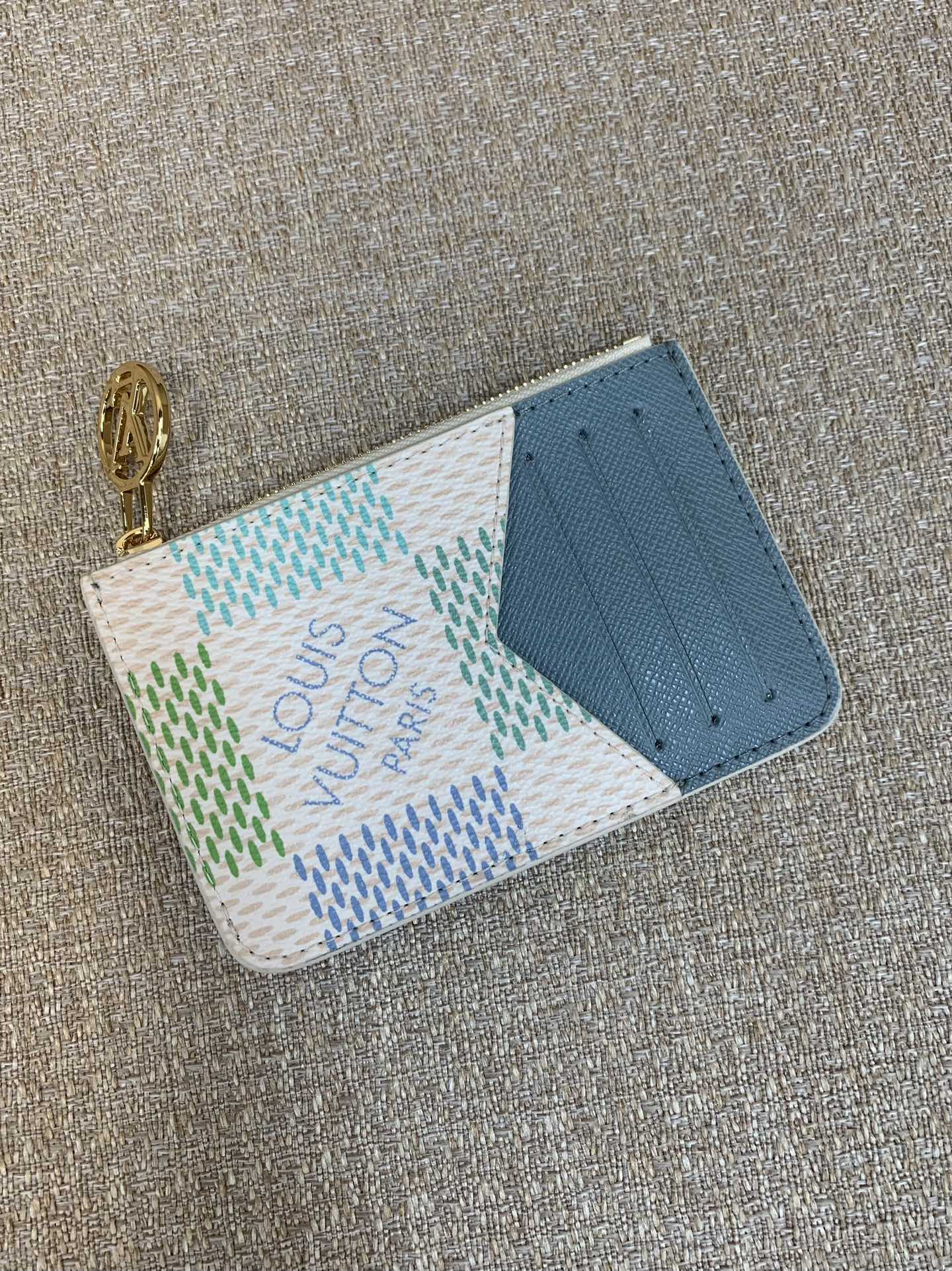 LV 財布 フルジップ レザートリム ゴールド金具 マルチコンパートメント 長財布-最高品質