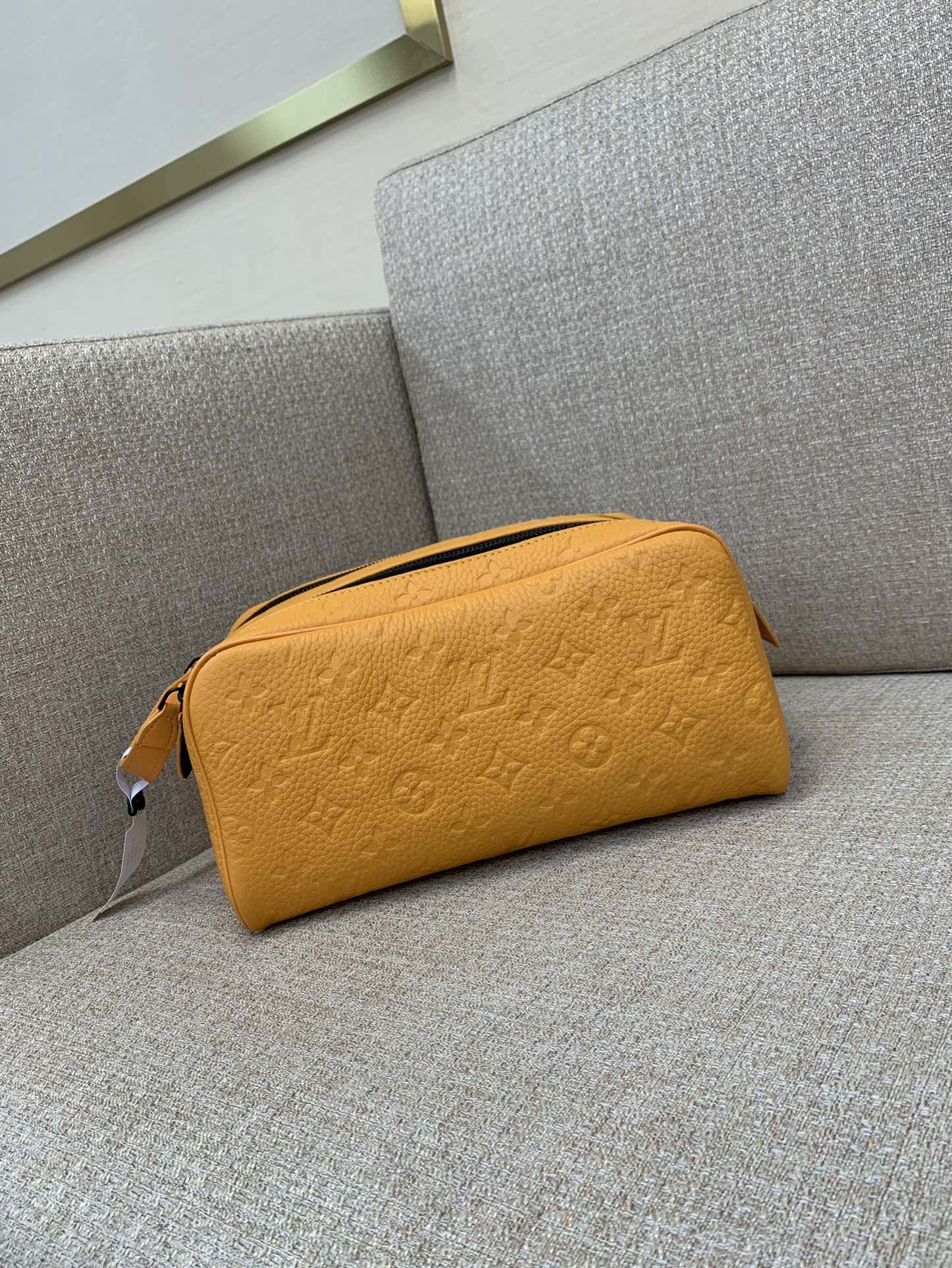 LV ドップキット トイレタリーポーチ Taïgaレザー Monogramキャンバス ダブルファスナー ハンドル バスルームフック トラベル収納-トップクオリティ