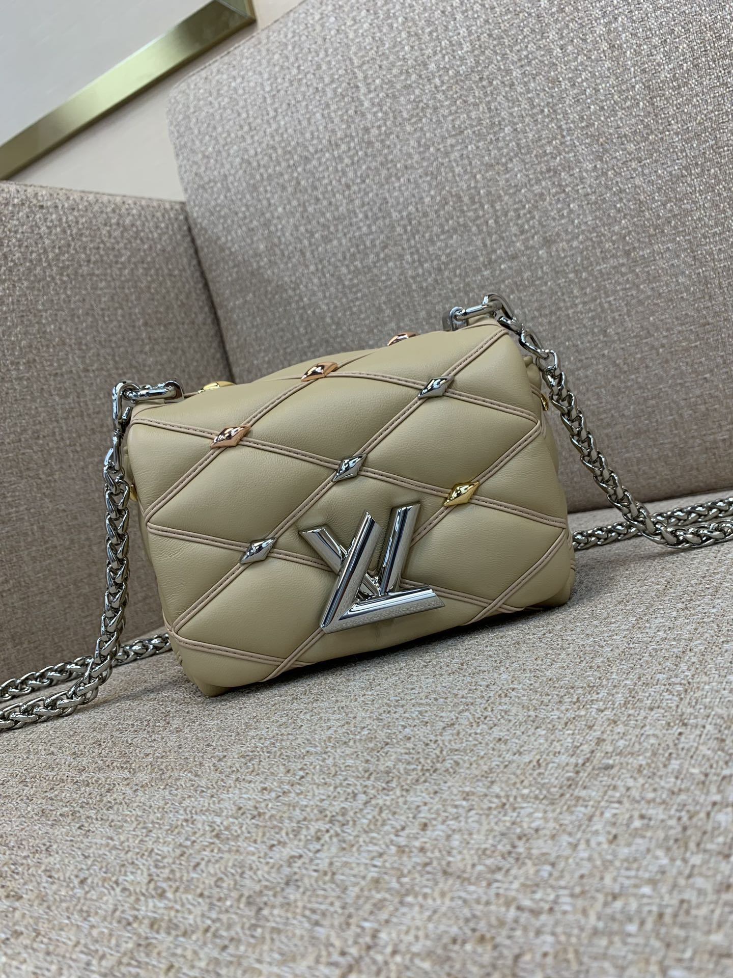 LV Pico GO-14 Handbag Lambskin Quilted Malletage Studs LVT Twist Lock Adjustable Sliding Chain Shoulder Crossbody - Top Quality