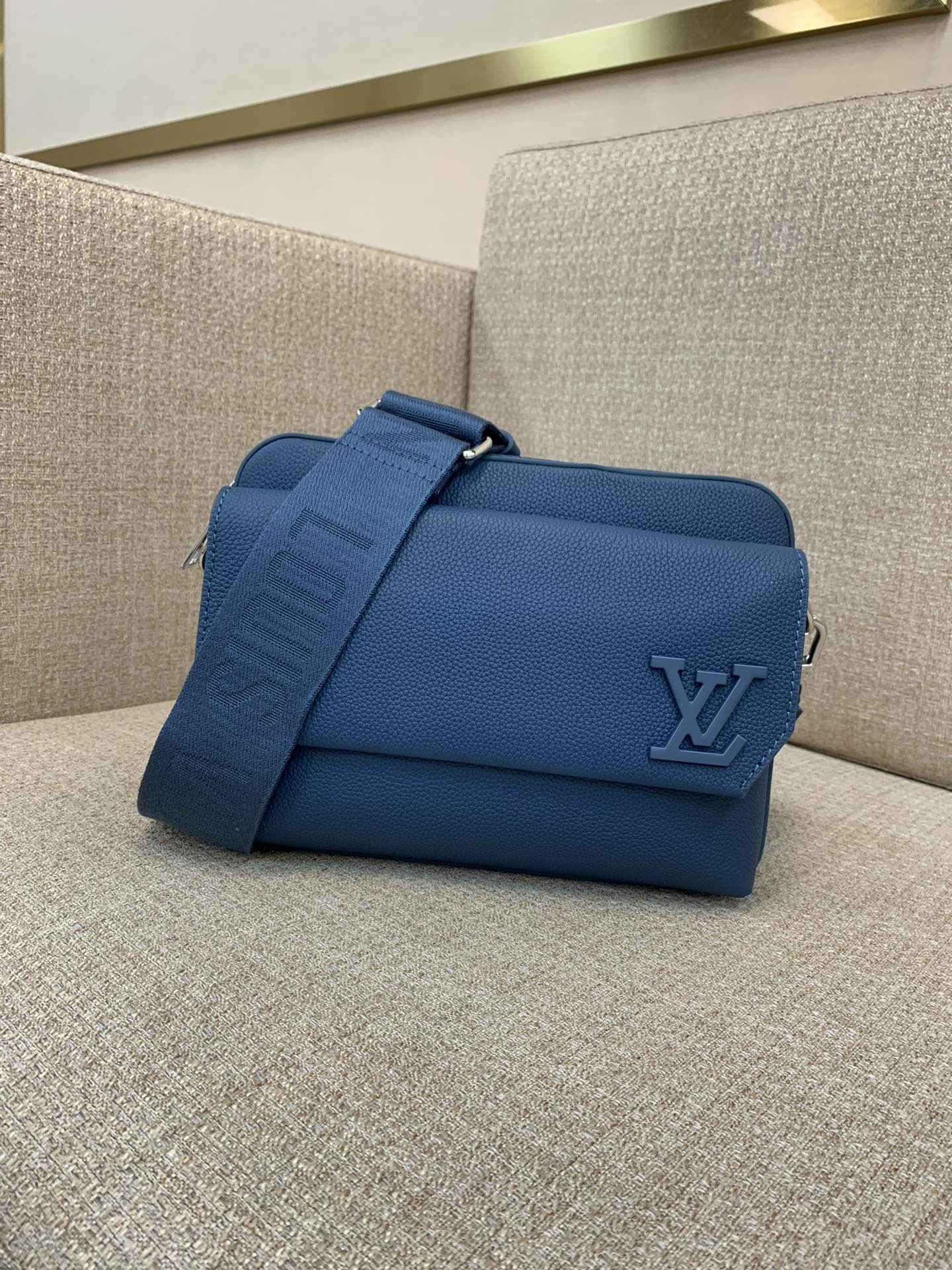 LV Voyager Small Messenger Bag Monogram Shadow Leather LV Buckle Adjustable Strap Large Capacity Crossbody - Top Quality