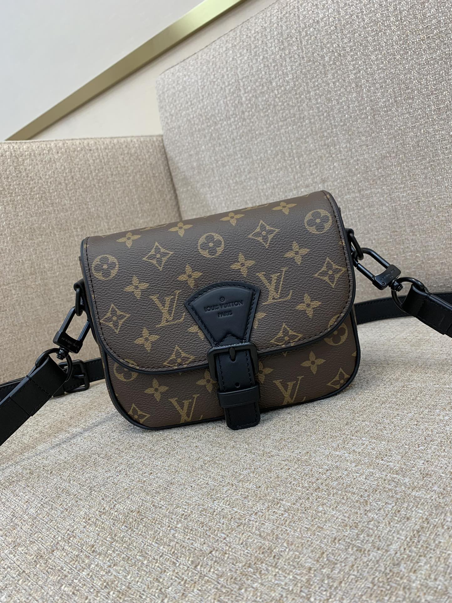 LV Voyager Small Messenger Bag Monogram Shadow Leather LV Buckle Adjustable Strap Large Capacity Crossbody - Top Quality