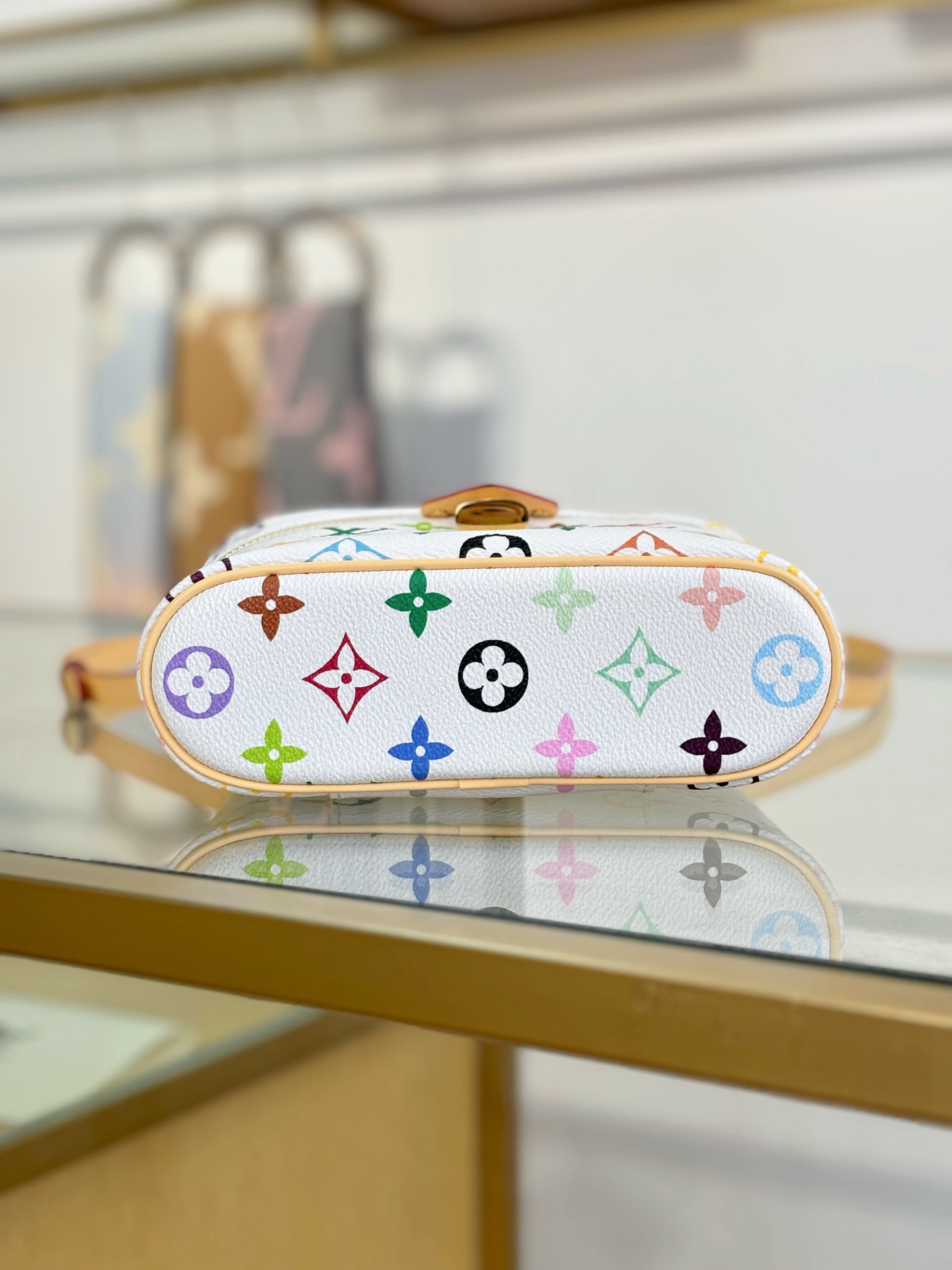 【特级MB芯片版原厂皮】
LV x TM VANITY CHAIN POUCH 手袋
型号：M13662