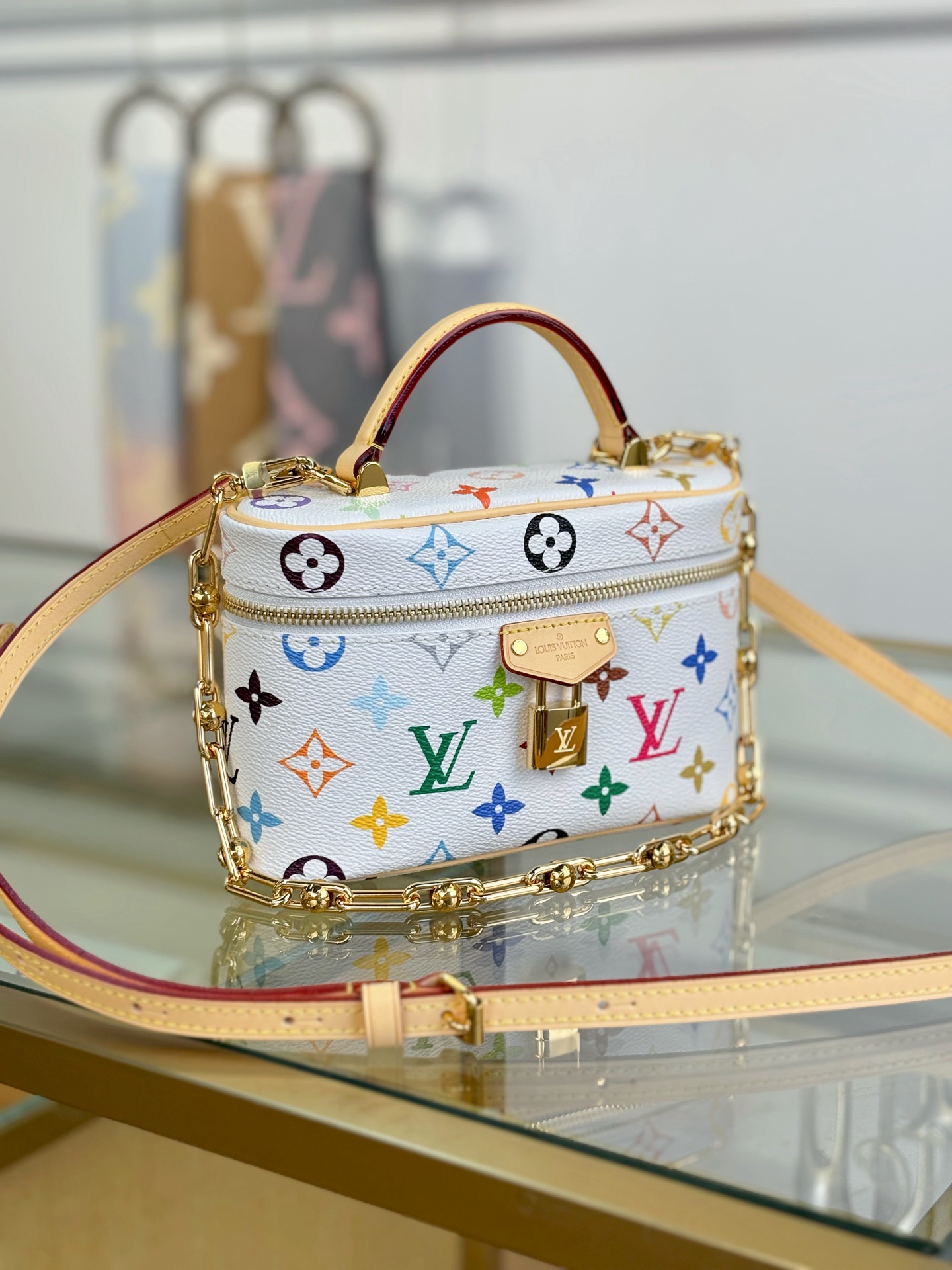 【特级MB芯片版原厂皮】
LV x TM VANITY CHAIN POUCH 手袋
型号：M13662