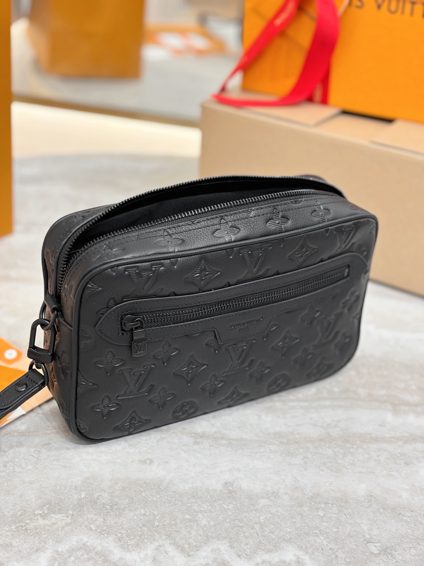 Louis Vuitton Kasai Black Monogram Empreinte Standard everyday