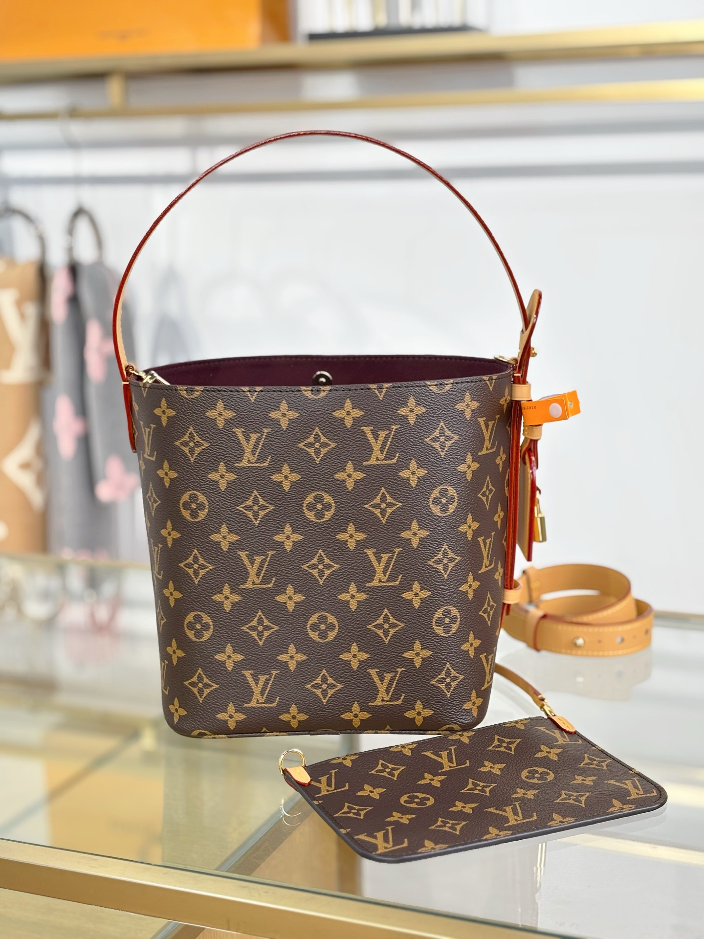 【特级MB动态163c芯片版原厂皮】 ALL IN 中号手袋 型号：M29628老花 材料：A级全钢五金，进口原厂面料 