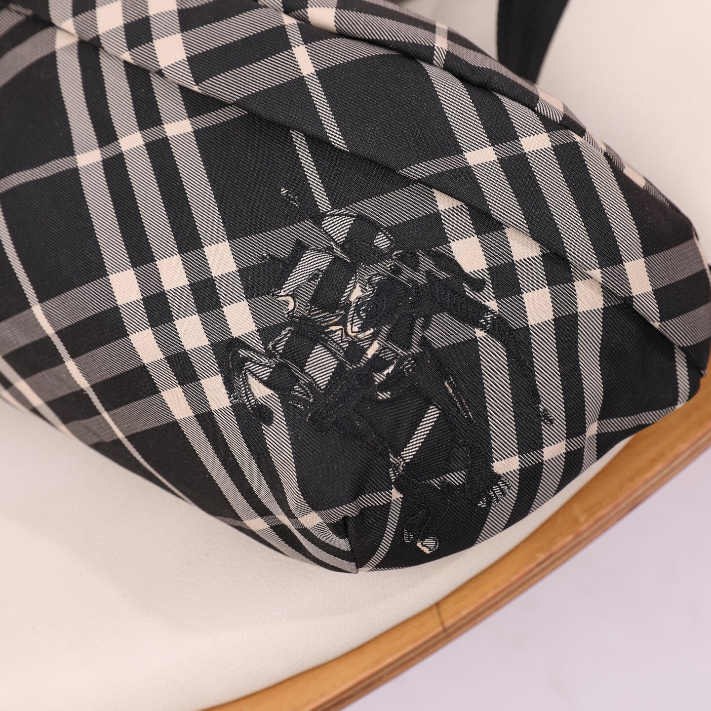 Burberry Plaid Belt Bag with Adjustable Strap 6 i1744687718921 8037 0 4