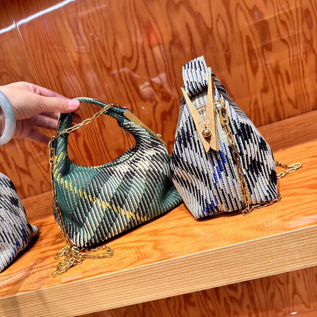 버버리 가방 Burberry 40168