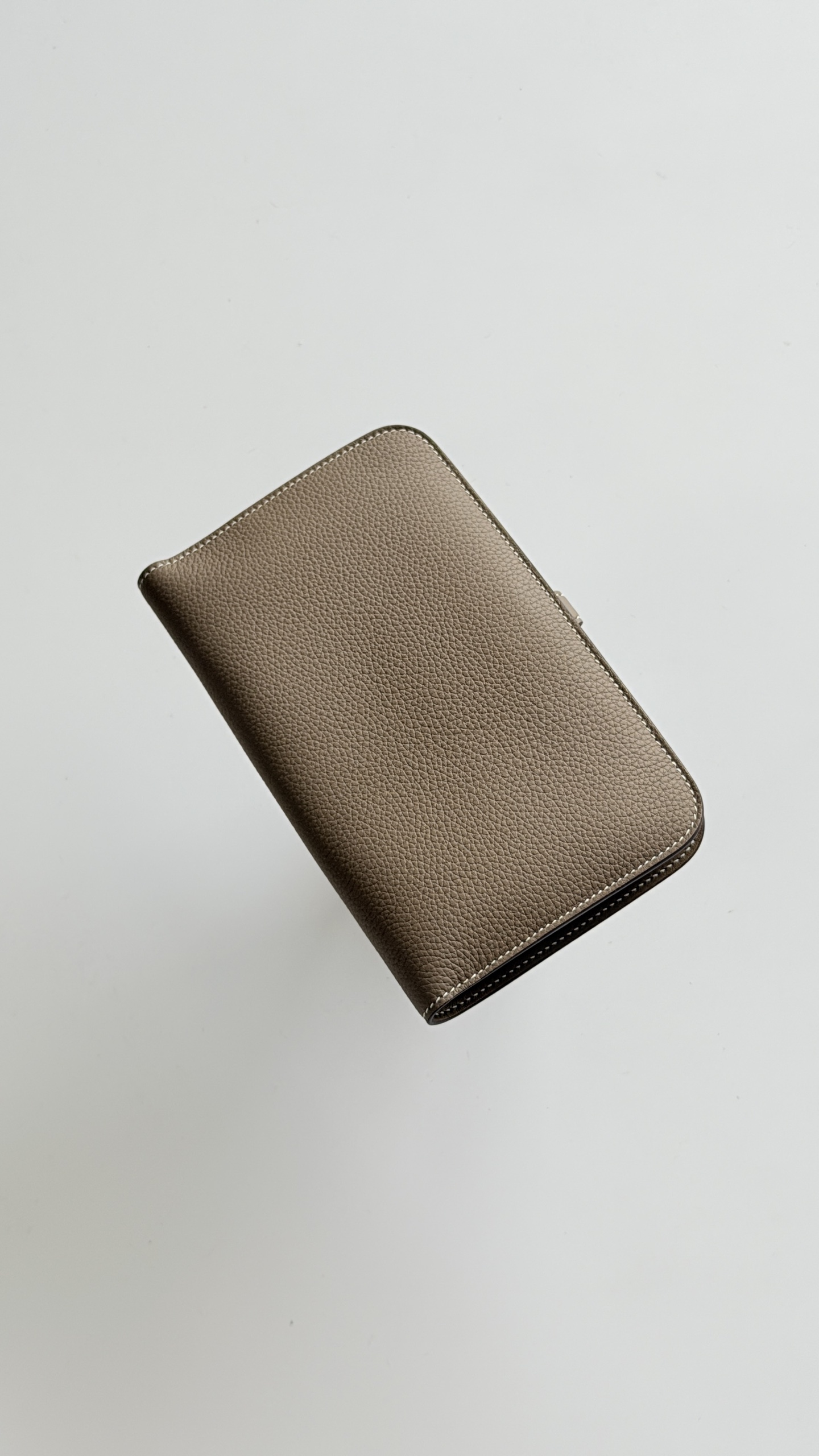 에르메스 지갑 134065 Hermes Wallet 썸네일 이미지