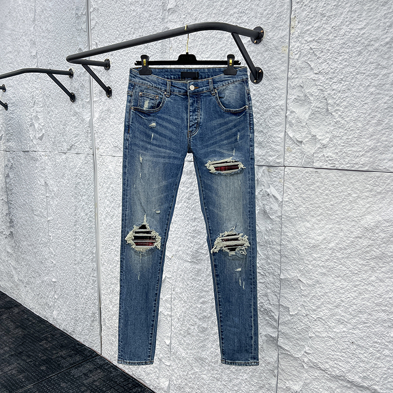 AMIRI Distressed Denim Jeans, Slim Fit, Ripped Detailing, Various Sizes 2 o 1imq4mq421nm6ngc81qvrql7dh