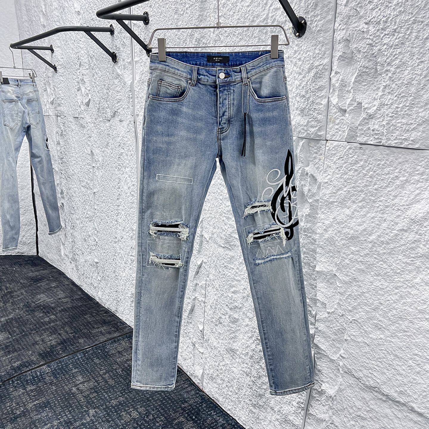 Amiri Distressed Denim Jeans with Music Note Design - New Style 1 i1748662697034 6227 0 0