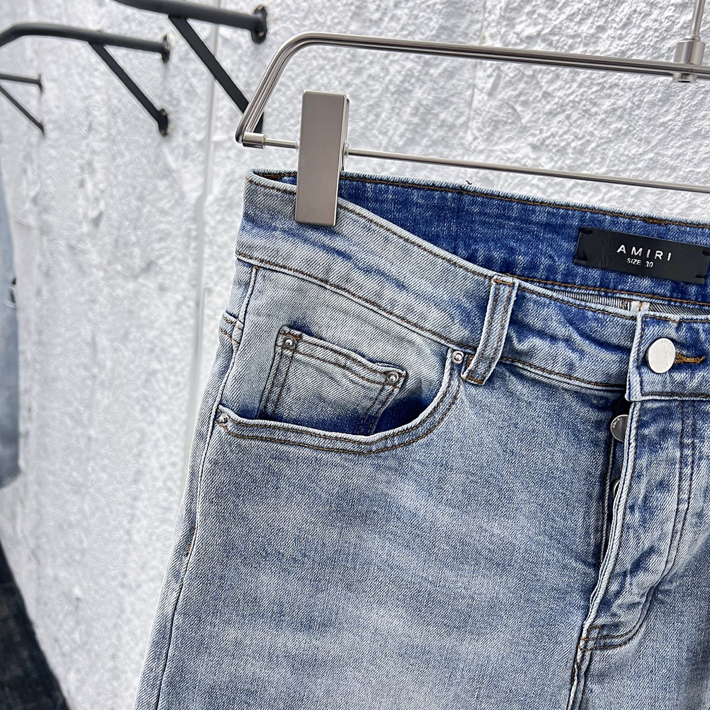 Amiri Distressed Denim Jeans with Music Note Design - New Style 3 i1748662697037 5675 0 2