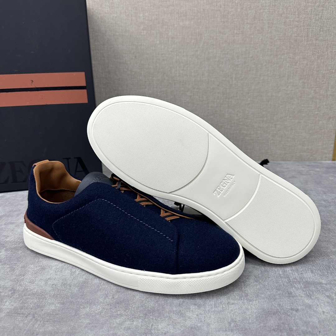 Zegn*/杰尼-亚休闲运动鞋TripleStitch系列是一款精致的休闲鞋履官方8,400饰有标志性三