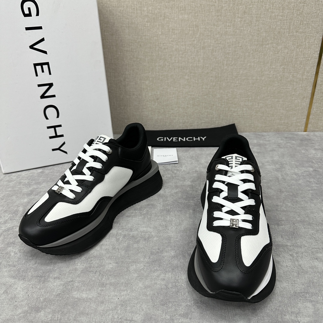 GVX新品GIVRUNNER运动鞋跑鞋采用多种材质拼装撞色设计进口牛皮拼接撞色高科技运动网布制成外侧饰以
