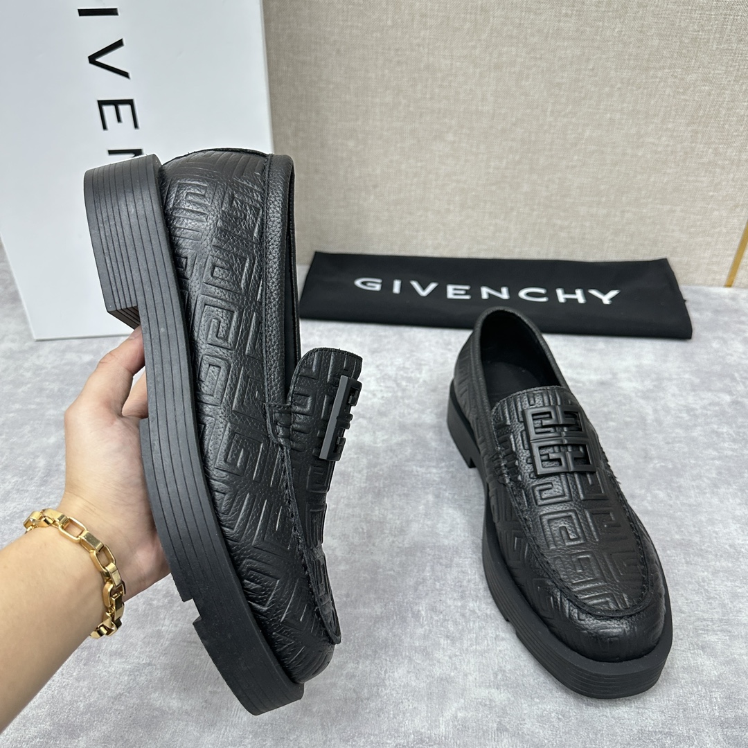 GVX纪梵-希新品GIVENCH*4G金属logo厚底乐福鞋皮鞋采用进口光滑牛皮/开边珠擦色亮皮/压纹牛