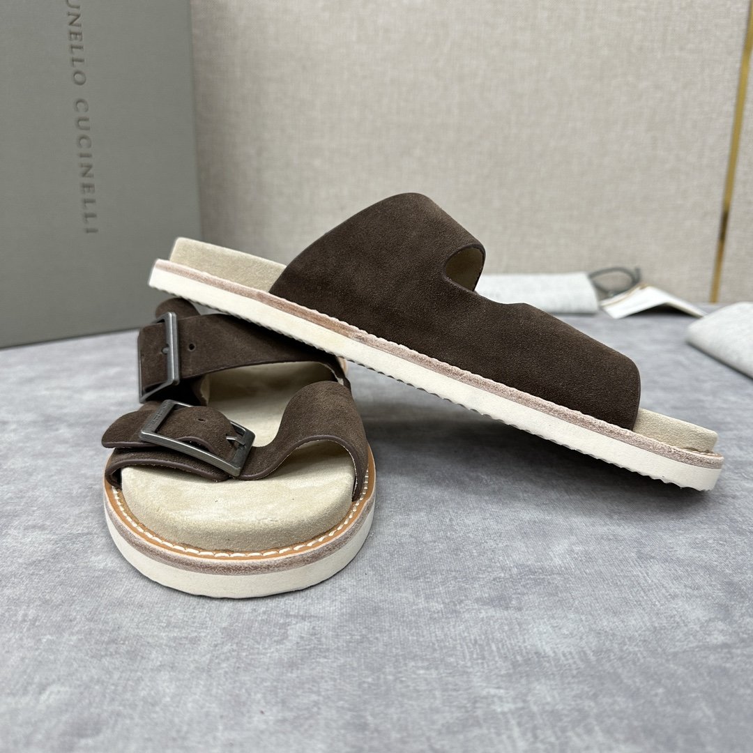 BC家新品凉拖鞋Brunell*Cucinell*官方5,700考究的材料精美了这款夏季男士休闲街穿都市