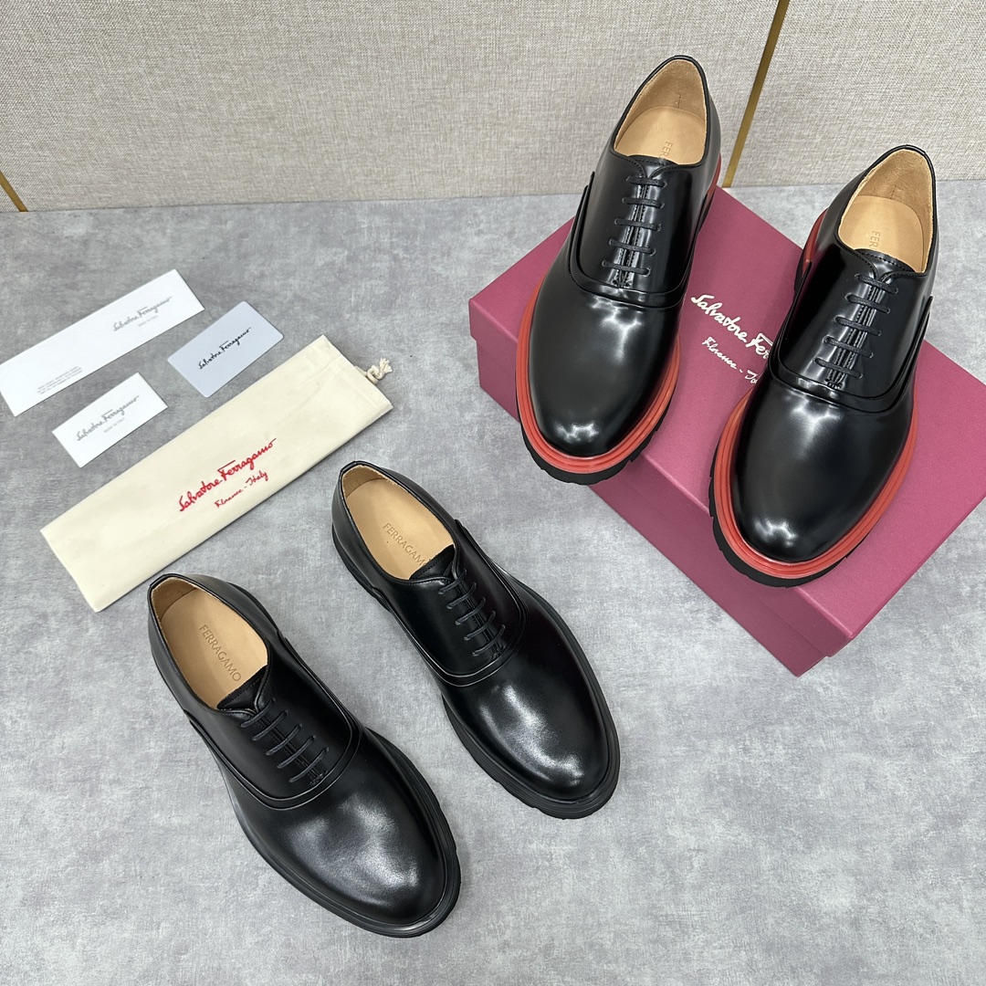 SF家新品Ferraga*菲拉新款男士商务休闲皮鞋牛津鞋莞产重工猛货！这款系带牛津鞋采用进口开边珠皮革制