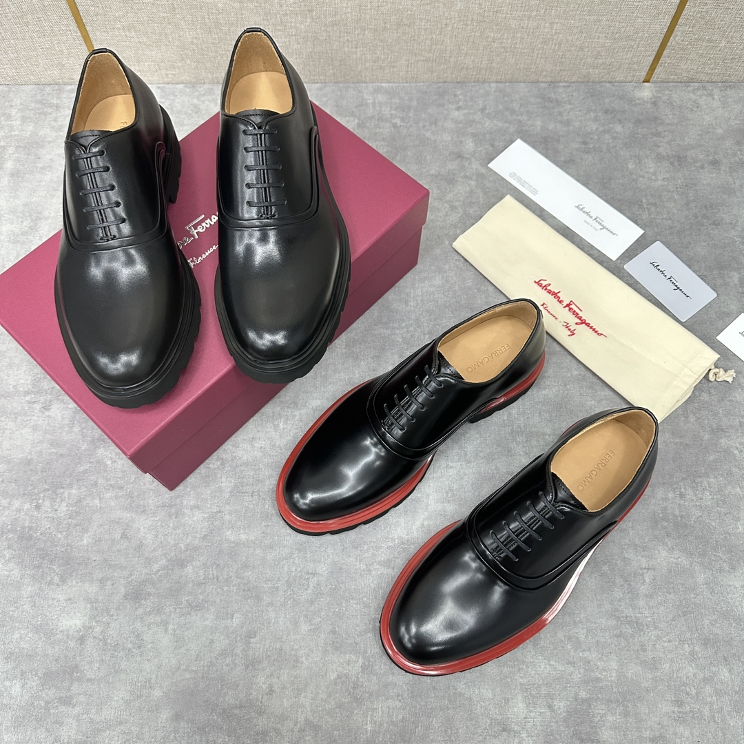 SF家新品Ferraga*菲拉新款男士商务休闲皮鞋牛津鞋莞产重工猛货！这款系带牛津鞋采用进口开边珠皮革制