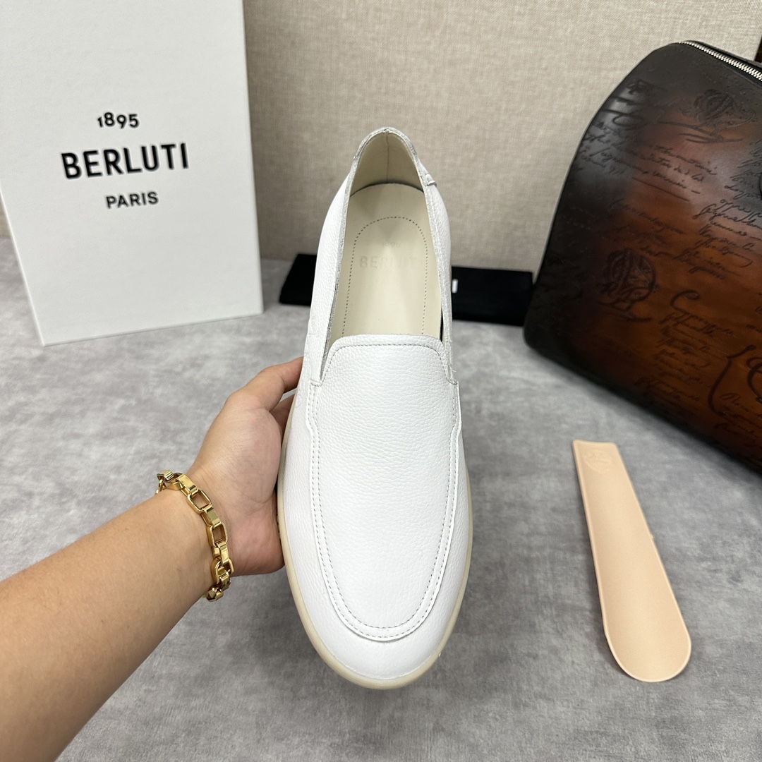 Berlut*布鲁提新品EdenScritto皮革乐福鞋官方10,700Eden鞋履系列乐福鞋上以阳光倾