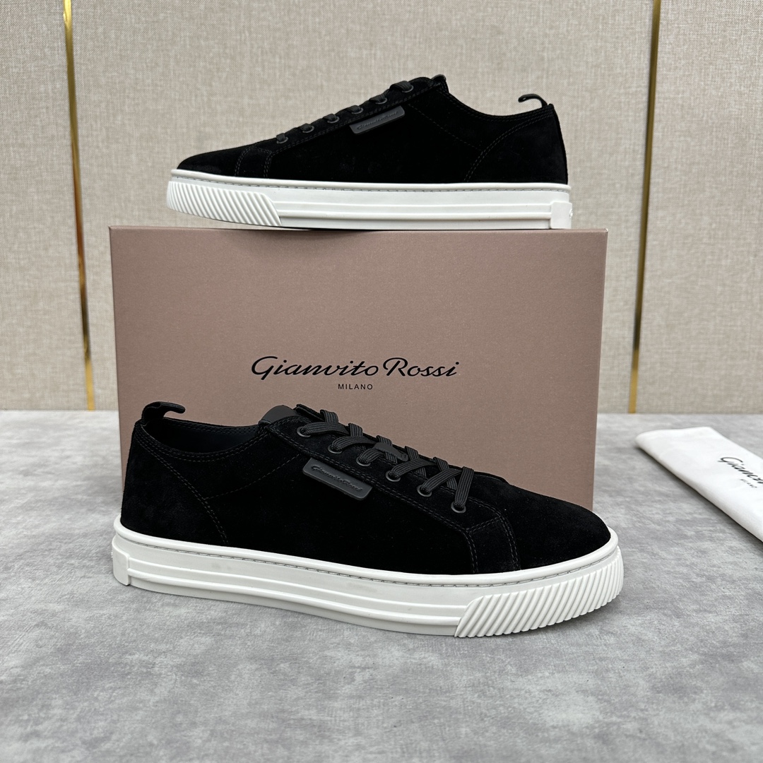 GIANVIT*ROSS*吉安维托-罗西Gianvit*Ross*是继他父亲SergioRoss*之后又