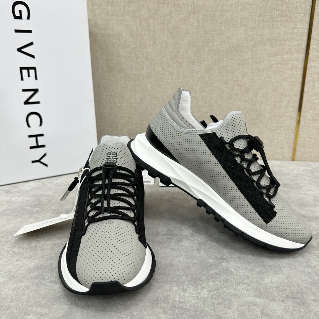 GVX新品Givench*纪梵希SPECTRE慢跑低帮拉链休闲鞋这款运动鞋采用进口牛皮冲孔设计内里牛皮打