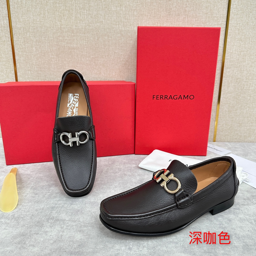 SF家菲拉格慕FERRAGAM*早春新品乐福鞋皮鞋Gancini扣饰莫卡辛鞋官方8700这款优雅乐福鞋采