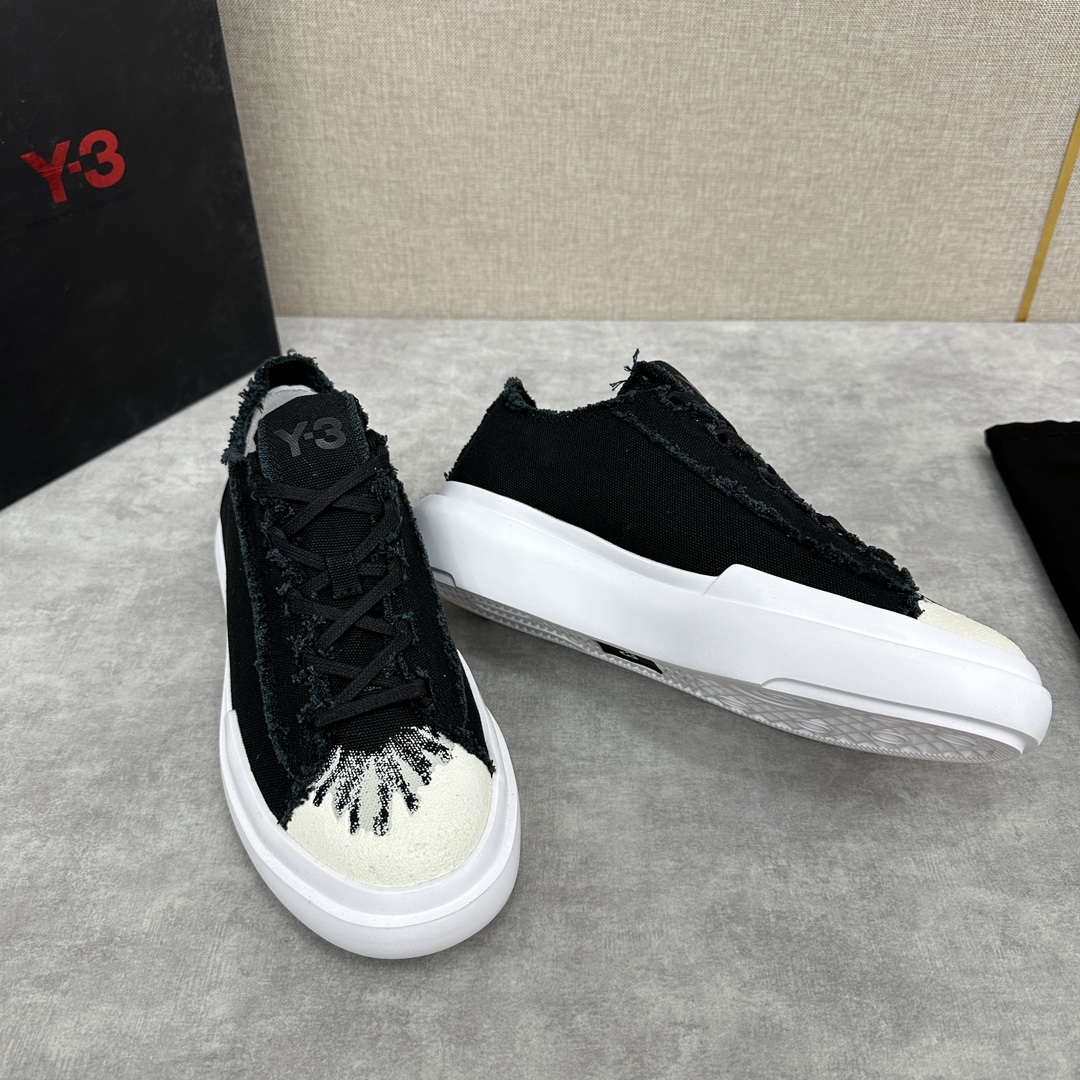 Y-3新品官网同步休闲鞋板鞋老头山本-耀司操刀重回经典的黑白配色搭配做旧帆布涂鸦鞋头系带休闲乞丐鞋百搭款