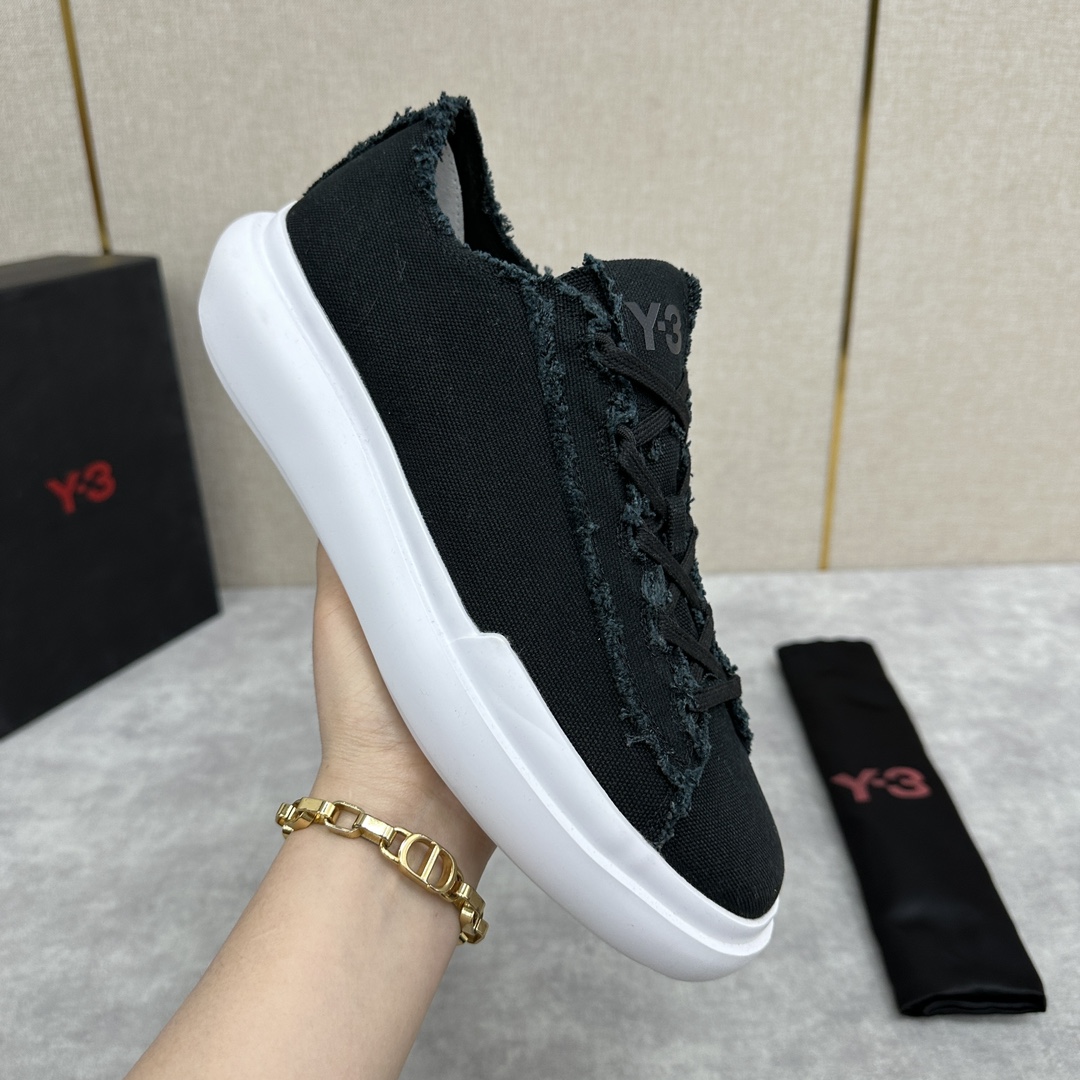 Y-3新品官网同步休闲鞋板鞋老头山本-耀司操刀重回经典的黑白配色搭配做旧帆布系带休闲乞丐鞋百搭款式厚底男