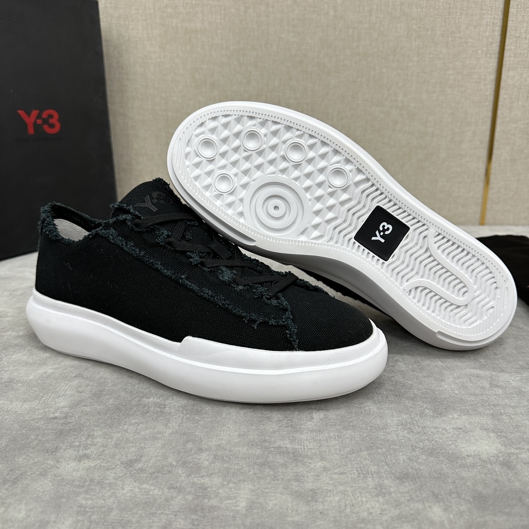 Y-3新品官网同步休闲鞋板鞋老头山本-耀司操刀重回经典的黑白配色搭配做旧帆布系带休闲乞丐鞋百搭款式厚底男