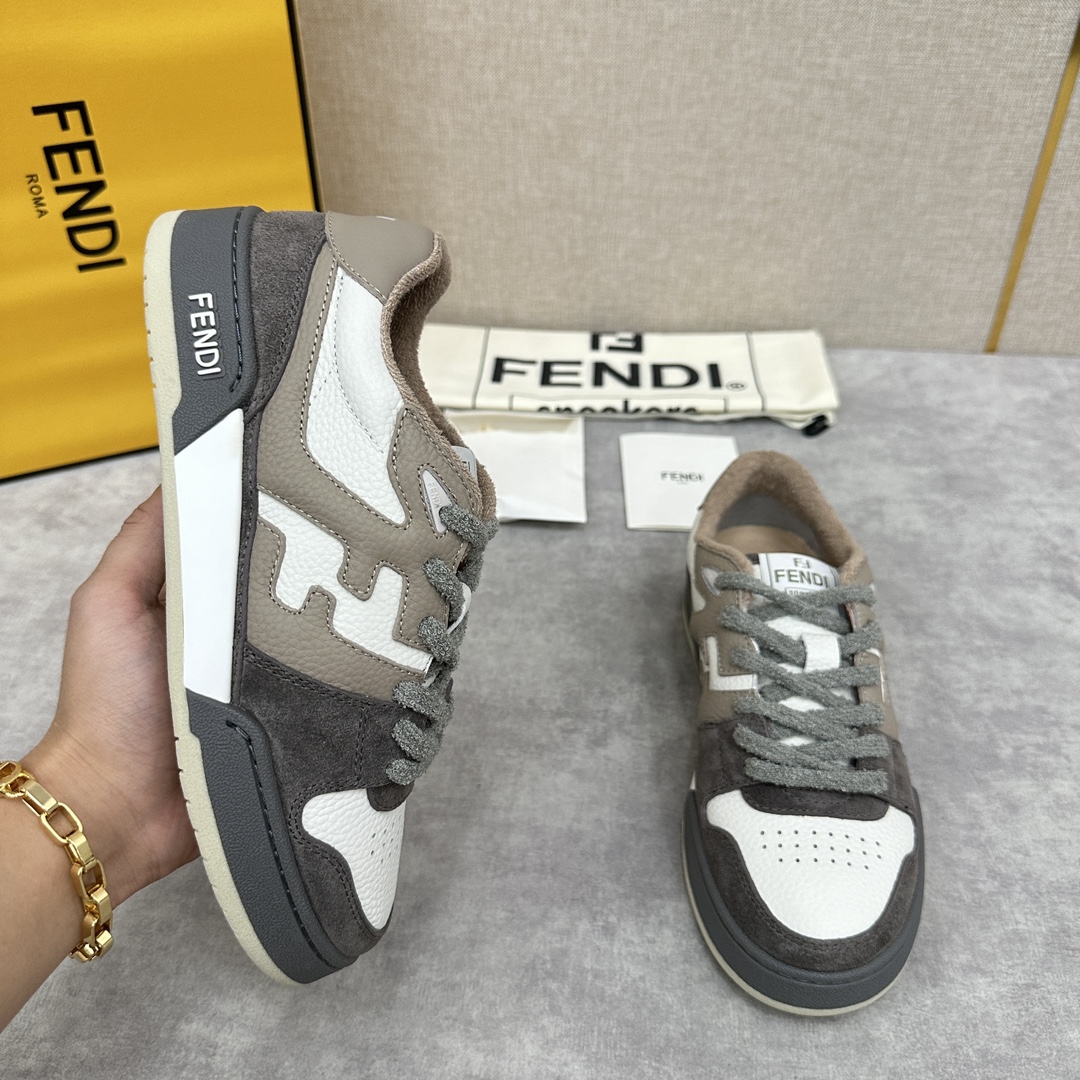 FD新品情侣款复古撞色运动鞋板鞋上Fend*Match紧凑设计运动鞋鞋舌带复古标签侧面饰有立体感FF图案