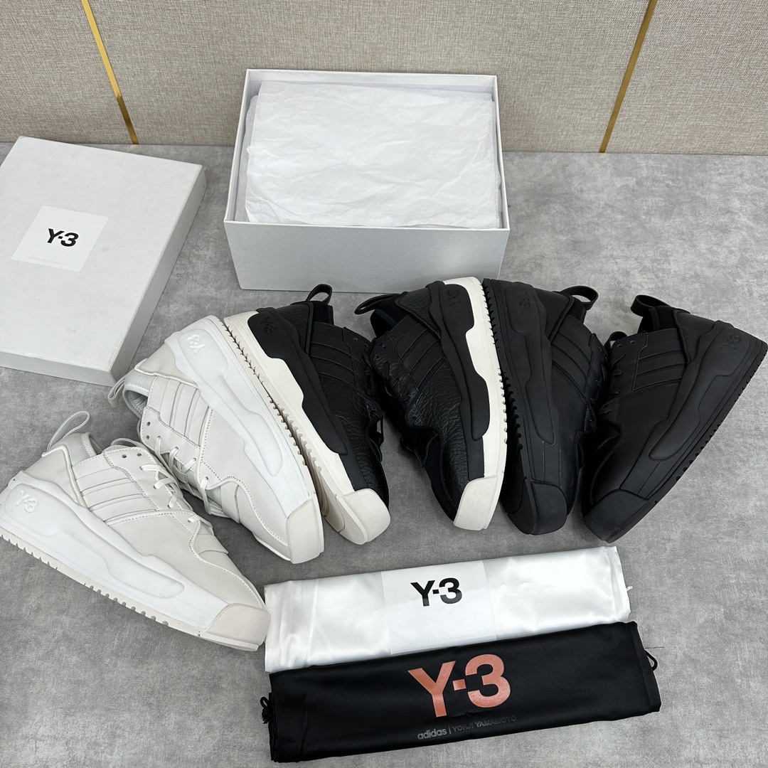 Y-3RIVALRY厚底休闲运动鞋上这款Y-3运动鞋以知名的80年代adida*rivalry篮球鞋为蓝