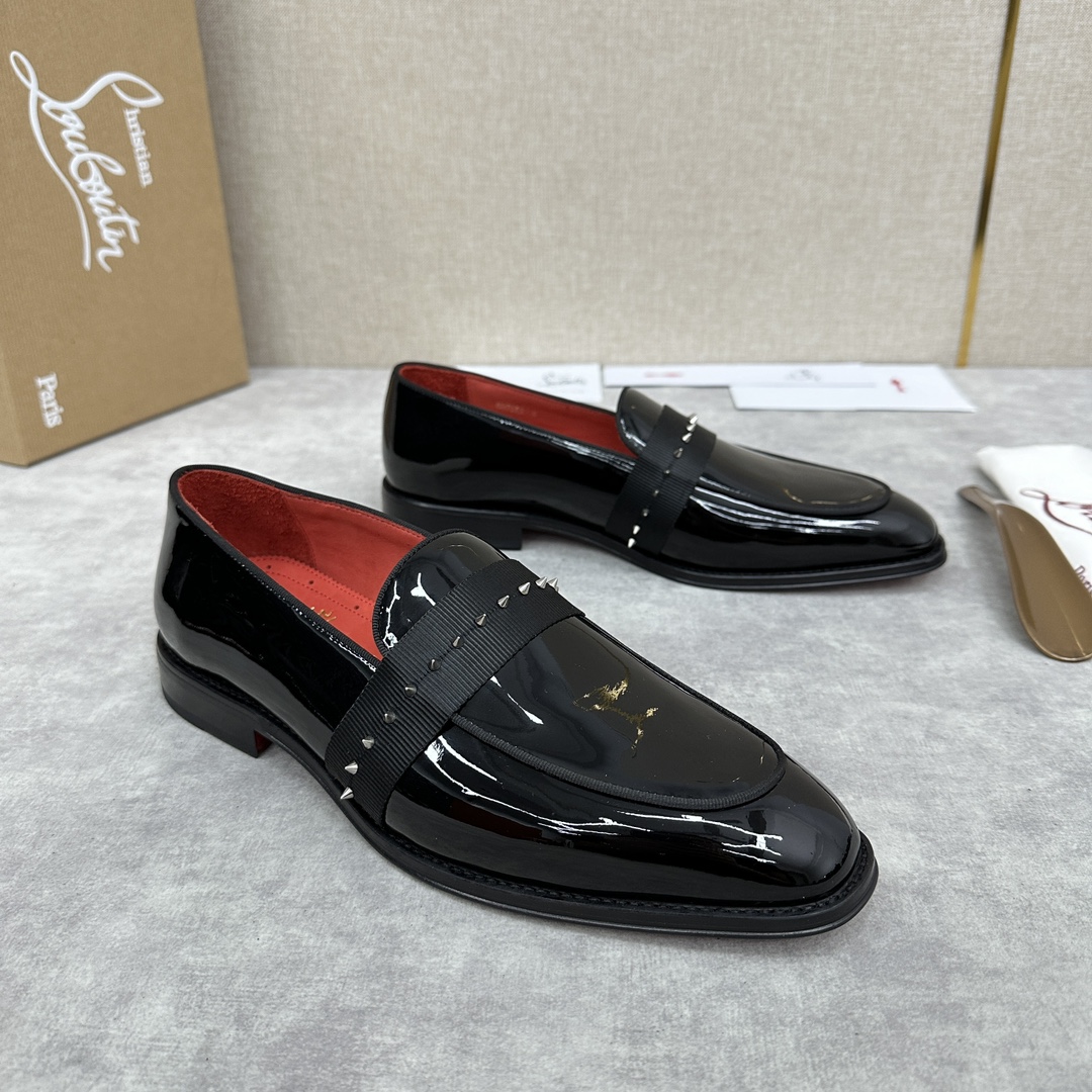 CL新品乐福鞋皮鞋Christia*Loubouti*红底鞋便鞋男士商务正装皮鞋帮面采用进口牛皮/开边珠