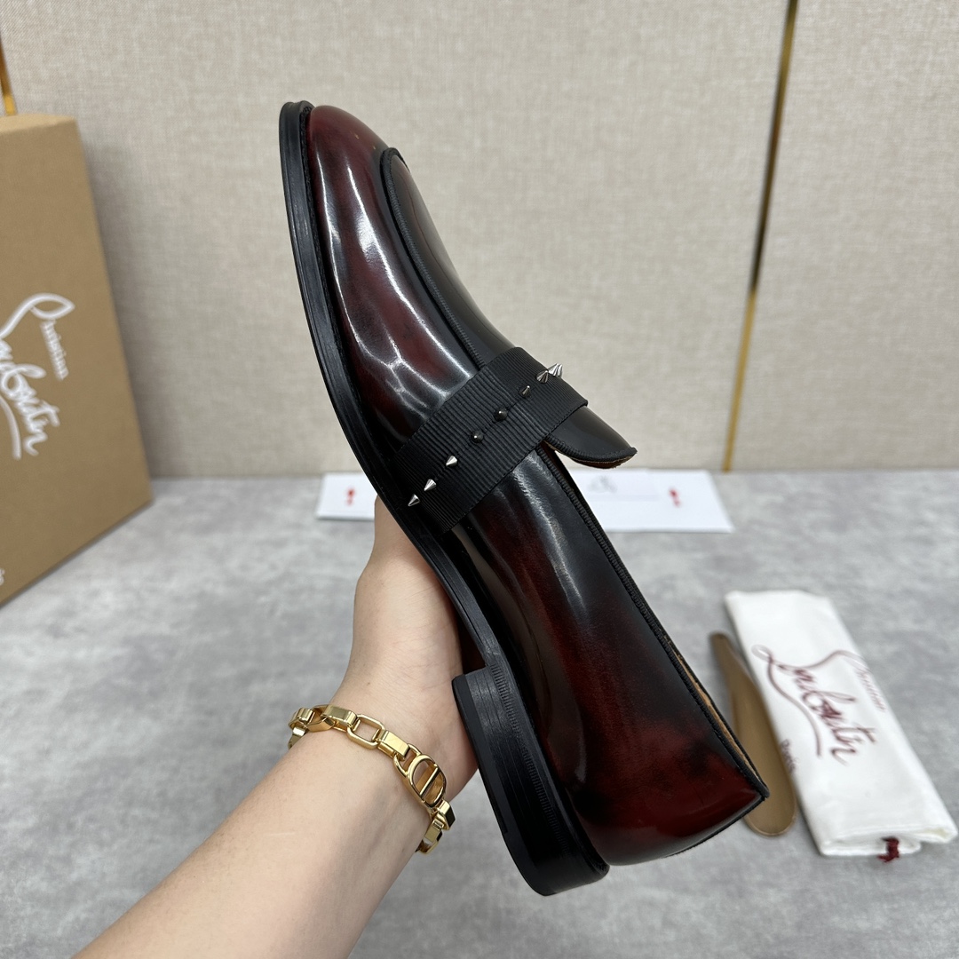 CL新品乐福鞋皮鞋Christia*Loubouti*红底鞋便鞋男士商务正装皮鞋帮面采用进口牛皮/开边珠