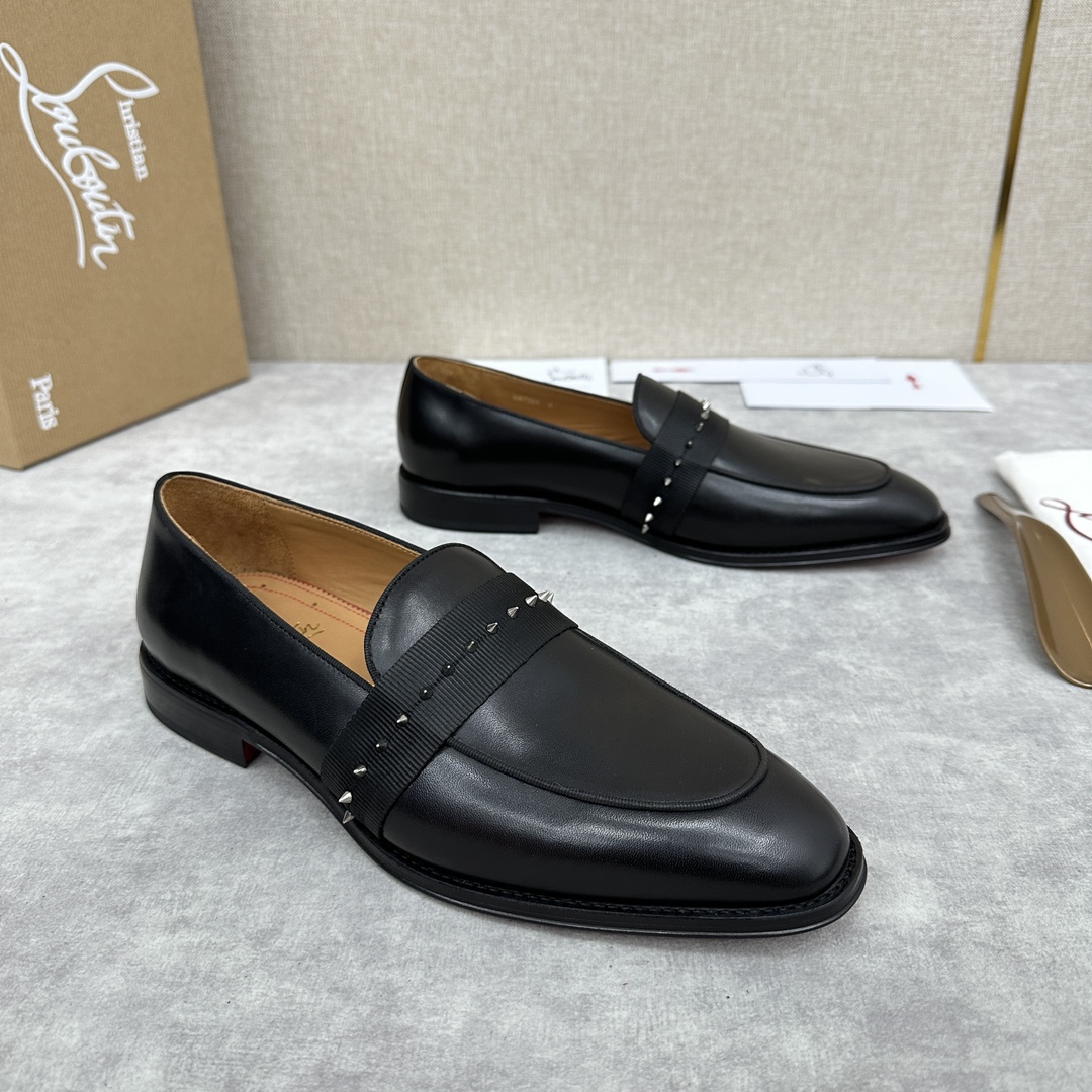 CL新品乐福鞋皮鞋Christia*Loubouti*红底鞋便鞋男士商务正装皮鞋帮面采用进口牛皮/开边珠