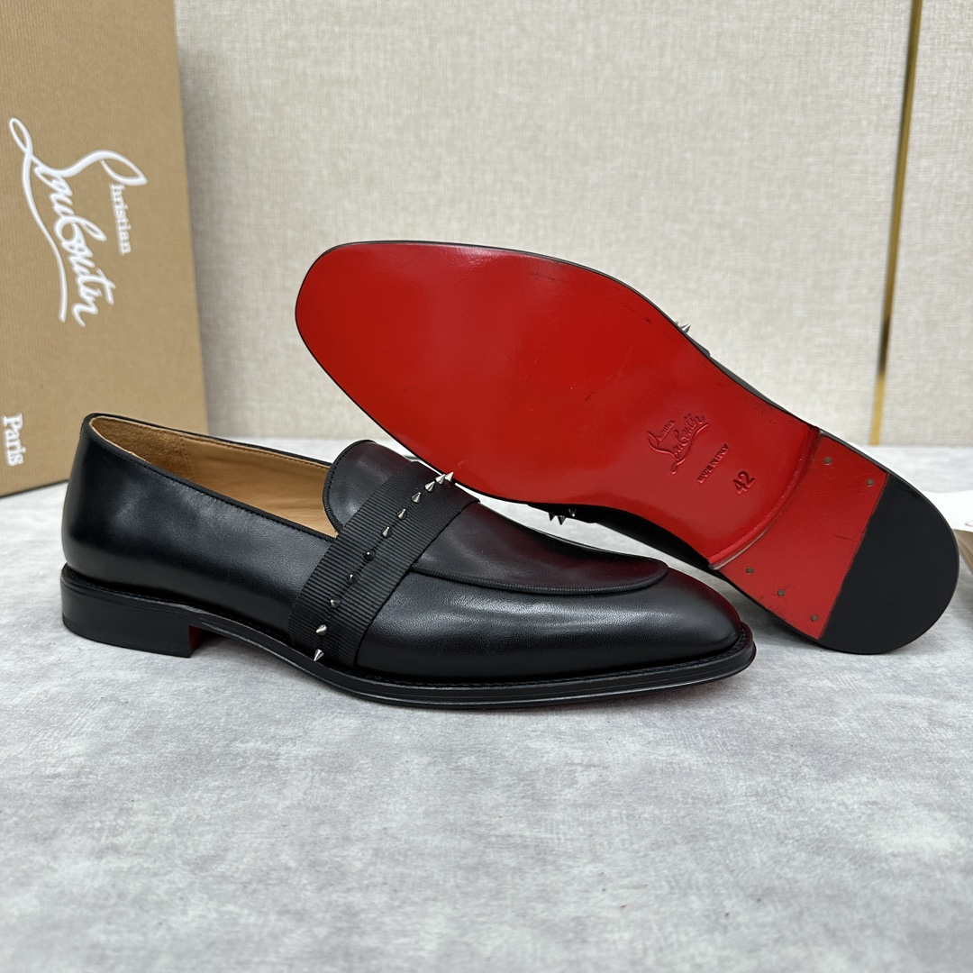 CL新品乐福鞋皮鞋Christia*Loubouti*红底鞋便鞋男士商务正装皮鞋帮面采用进口牛皮/开边珠