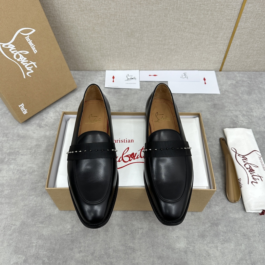 CL新品乐福鞋皮鞋Christia*Loubouti*红底鞋便鞋男士商务正装皮鞋帮面采用进口牛皮/开边珠