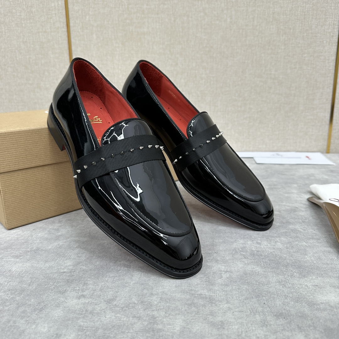 CL新品乐福鞋皮鞋Christia*Loubouti*红底鞋便鞋男士商务正装皮鞋帮面采用进口牛皮/开边珠