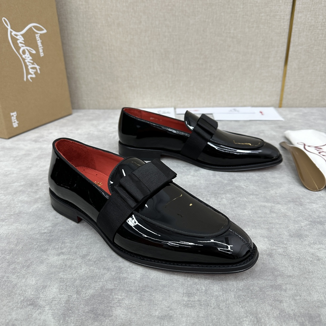 CL新品乐福鞋皮鞋Christia*Loubouti*红底鞋便鞋男士商务正装皮鞋帮面采用进口牛皮/开边珠