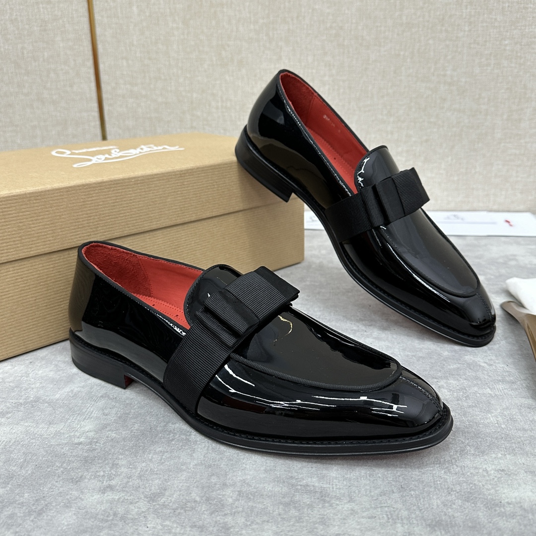 CL新品乐福鞋皮鞋Christia*Loubouti*红底鞋便鞋男士商务正装皮鞋帮面采用进口牛皮/开边珠