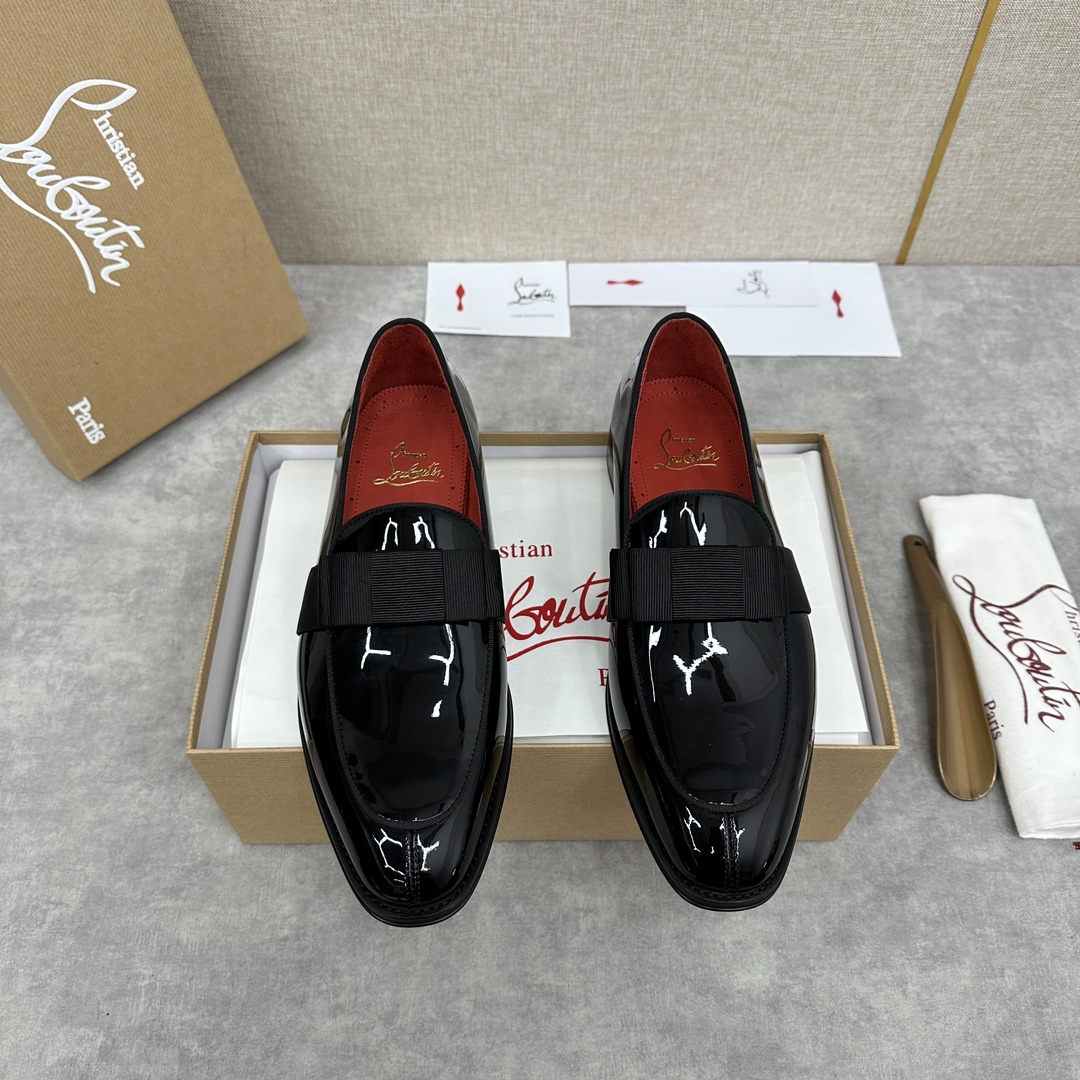 CL新品乐福鞋皮鞋Christia*Loubouti*红底鞋便鞋男士商务正装皮鞋帮面采用进口牛皮/开边珠