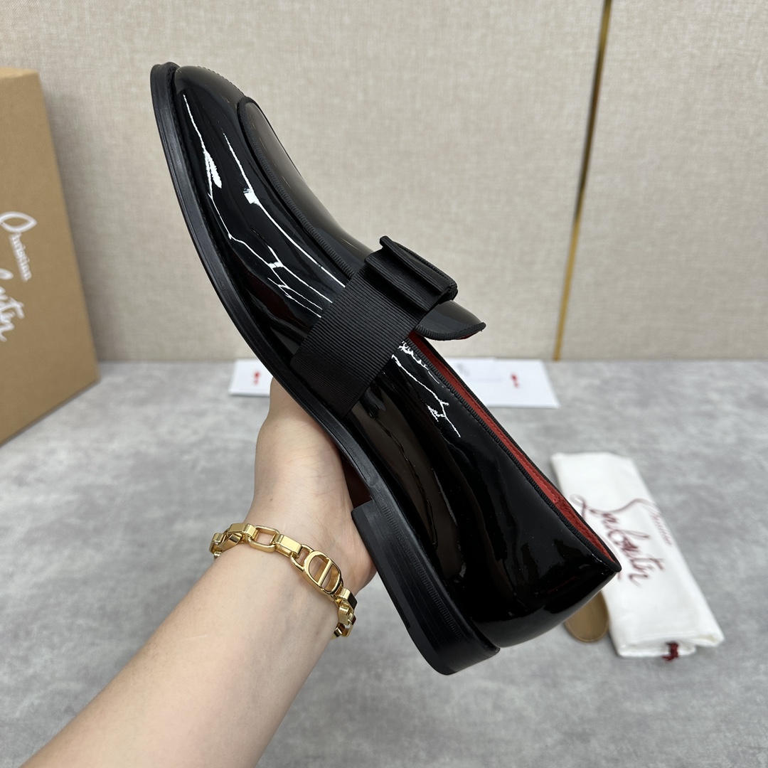 CL新品乐福鞋皮鞋Christia*Loubouti*红底鞋便鞋男士商务正装皮鞋帮面采用进口牛皮/开边珠