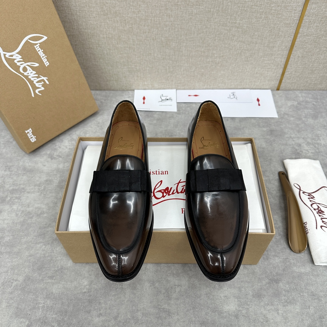 CL新品乐福鞋皮鞋Christia*Loubouti*红底鞋便鞋男士商务正装皮鞋帮面采用进口牛皮/开边珠