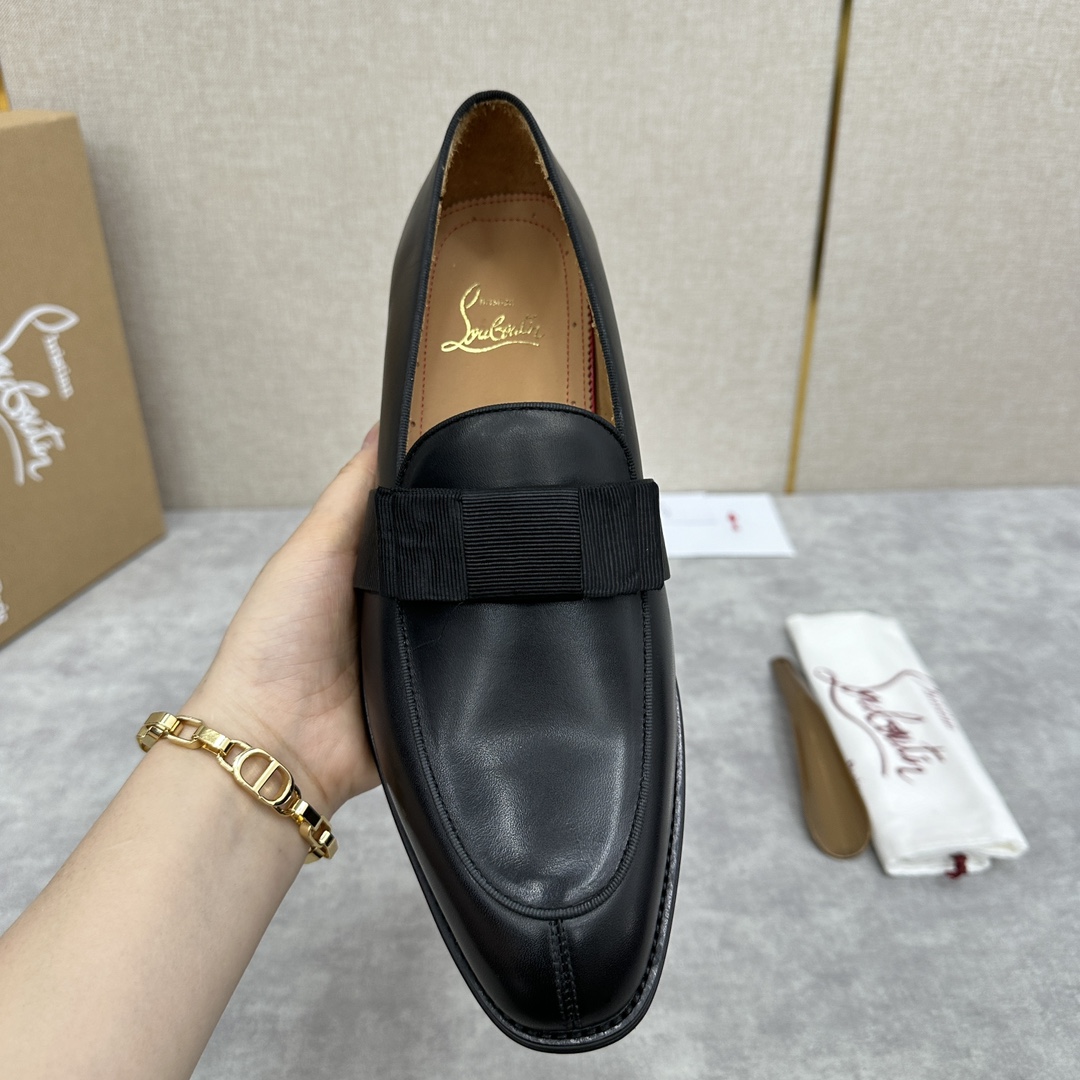 CL新品乐福鞋皮鞋Christia*Loubouti*红底鞋便鞋男士商务正装皮鞋帮面采用进口牛皮/开边珠