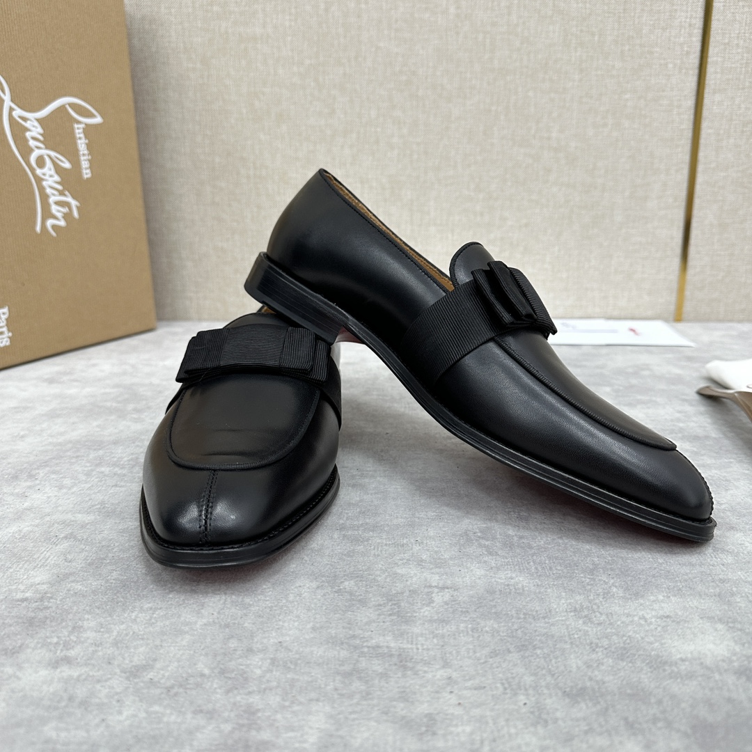 CL新品乐福鞋皮鞋Christia*Loubouti*红底鞋便鞋男士商务正装皮鞋帮面采用进口牛皮/开边珠