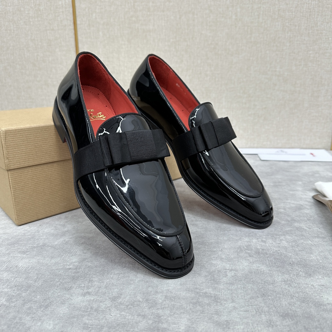 CL新品乐福鞋皮鞋Christia*Loubouti*红底鞋便鞋男士商务正装皮鞋帮面采用进口牛皮/开边珠