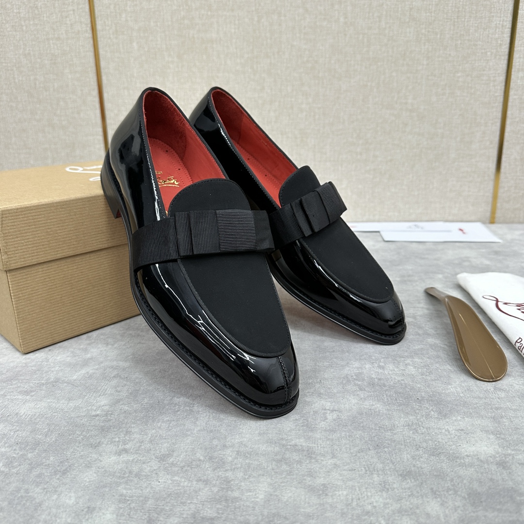 CL新品乐福鞋皮鞋Christia*Loubouti*红底鞋便鞋男士商务正装皮鞋帮面采用进口牛皮/开边珠