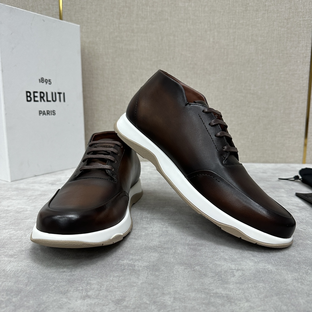 Berlut*布鲁提独家新品推出Echappée系列漫步鞋履官方10,400全新的的非正装鞋系列“Ech