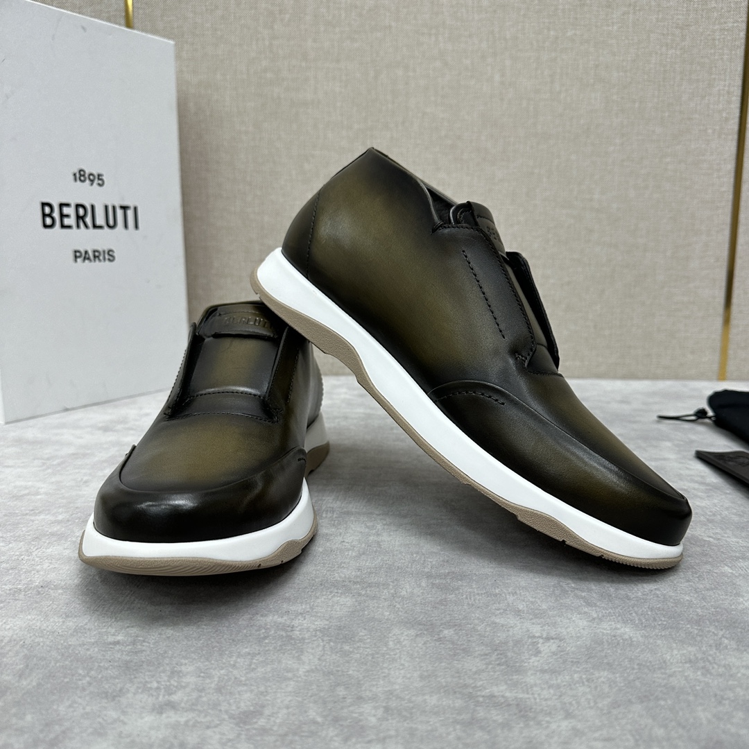 Berlut*布鲁提独家新品推出Echappée系列漫步鞋履官方10,400全新的的非正装鞋系列“Ech