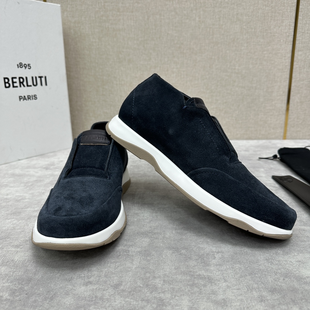 Berlut*布鲁提独家新品推出Echappée系列漫步鞋履官方10,400全新的的非正装鞋系列“Ech