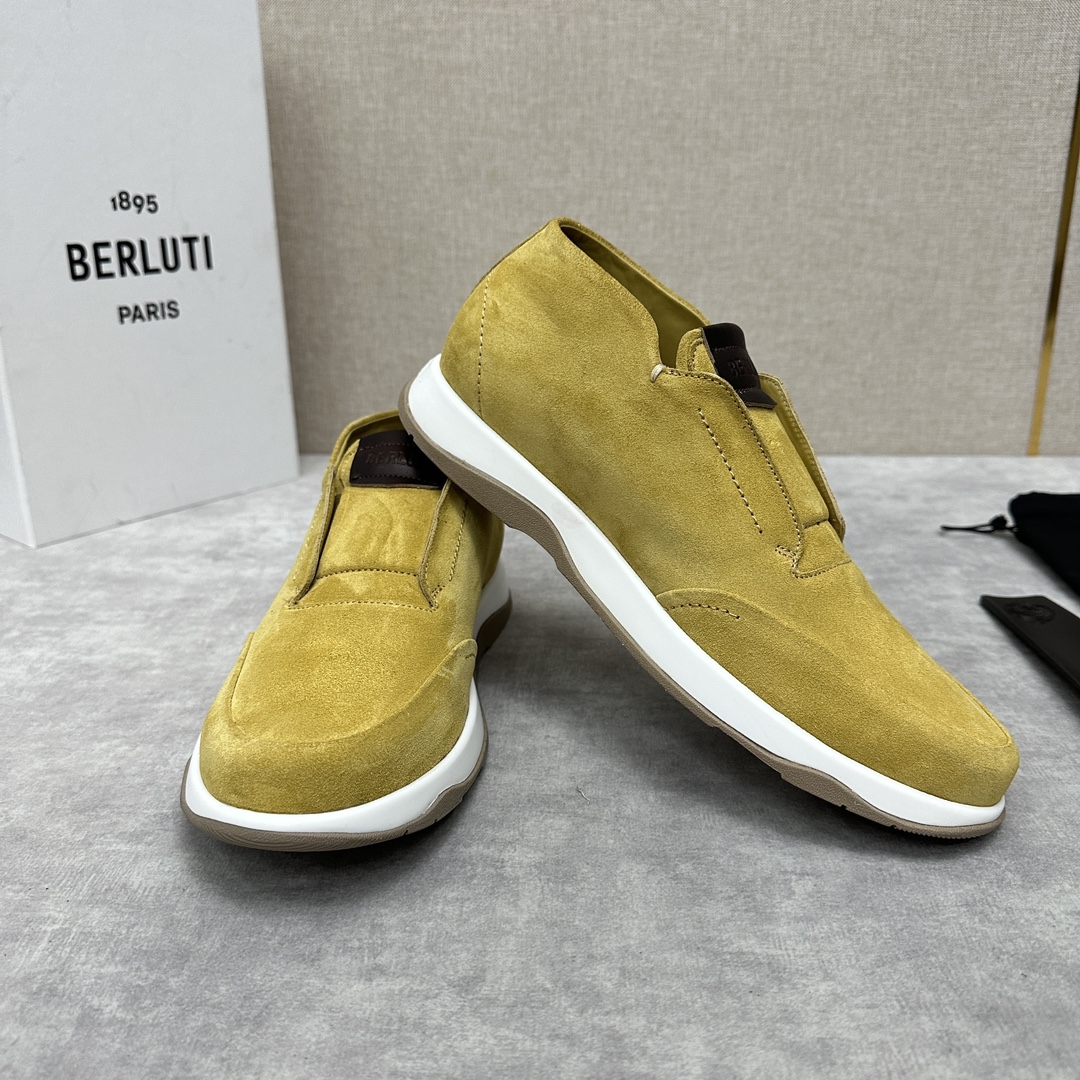 Berlut*布鲁提独家新品推出Echappée系列漫步鞋履官方10,400全新的的非正装鞋系列“Ech